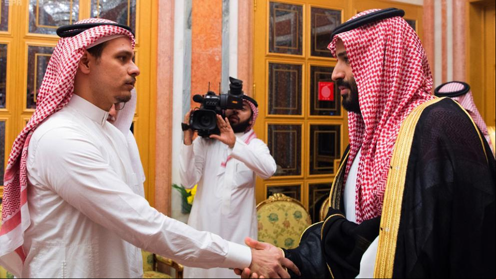 El rey y príncipe de Arabia Saudí se reúnen con el hijo de Khashoggi