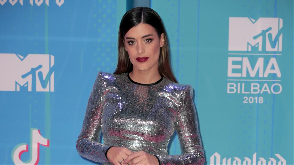 La reacción de Dulceida al encontrarse a Laura Matamoros con su mismo vestido en una fiesta