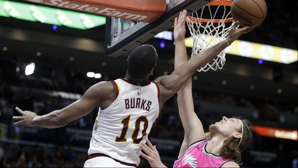 Las diez mejores jugadas de esta noche en la NBA