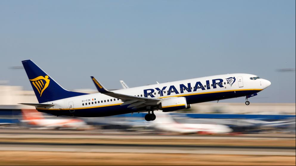 Los tripulantes de cabina de Ryanair desconvocan la huelga prevista para este martes