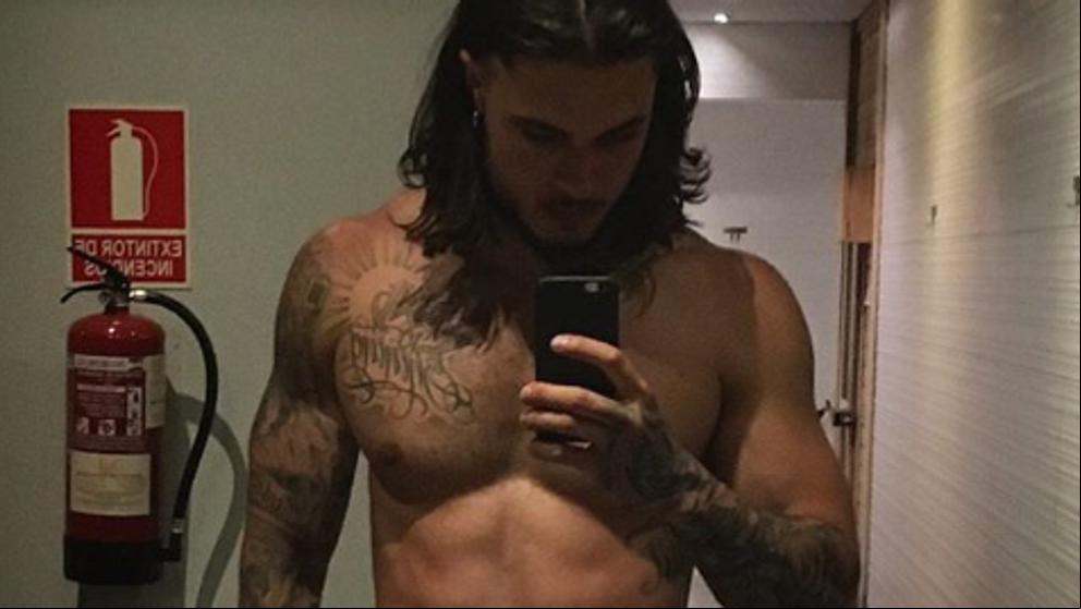 Carlo Constanzia, hijo de Mar Flores, un stripper en la Costa del Sol
