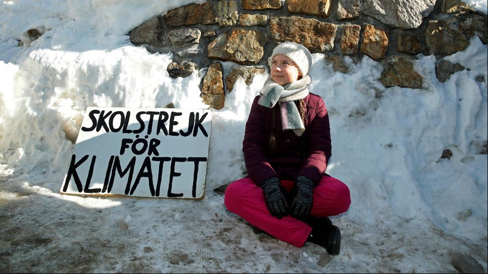 Greta, la joven heroína del clima, da una nueva lección a los ‘gurús’ de la economía