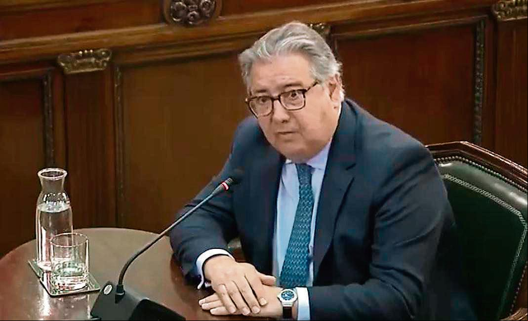 Entre todos la mataron y ella sola se murió