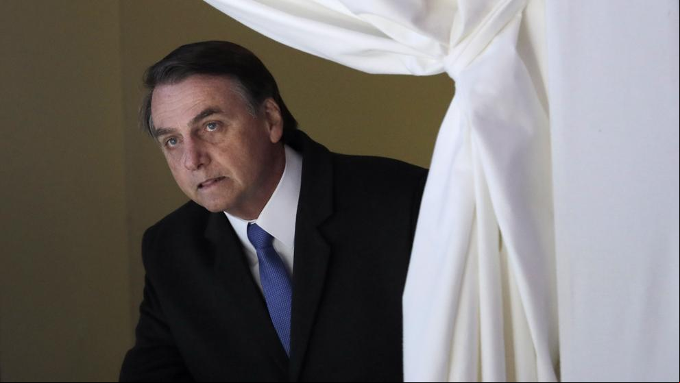 Bolsonaro recibe el alta dos semanas después de ser intervenido de las secuelas del atentado que sufrió