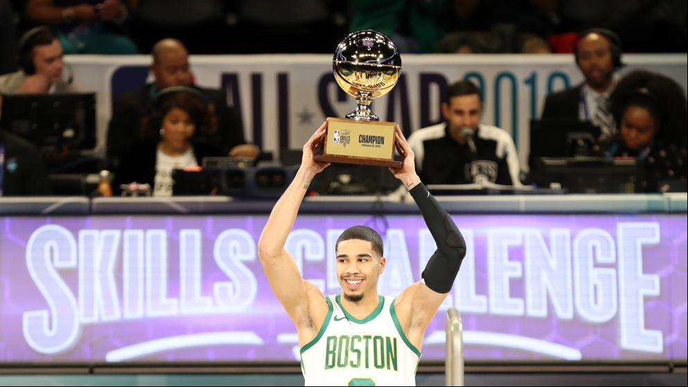 Jayson Tatum da la sorpresa y se lleva el concurso de habilidades en la NBA