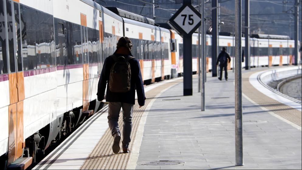 Los trenes vuelven a circular entre Manresa y Sant Vicenç de Castellet tras el choque frontal