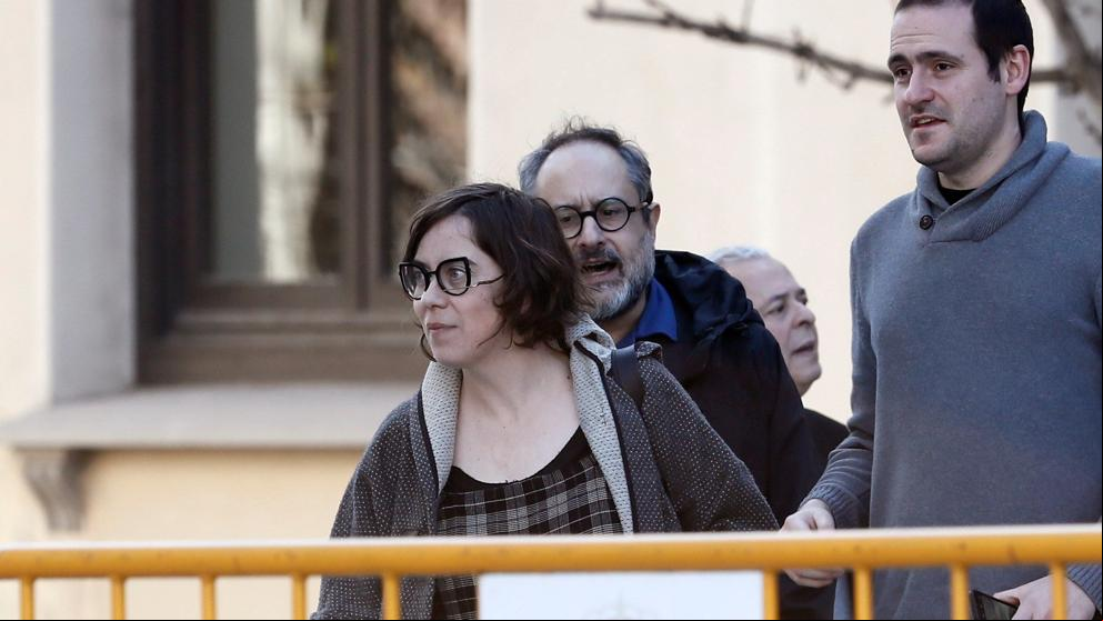 Reguant y Baños mantienen su intención de no responder a Vox pese a la amenaza de imputación por desobediencia