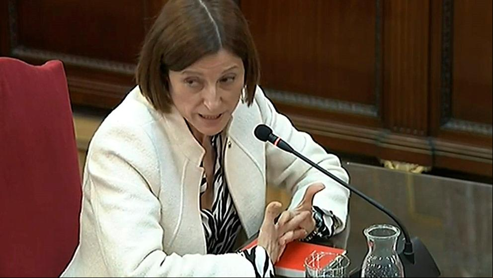 La “única” voz que oyó la secretaria judicial por megafonía no habló: Forcadell no dijo nada
