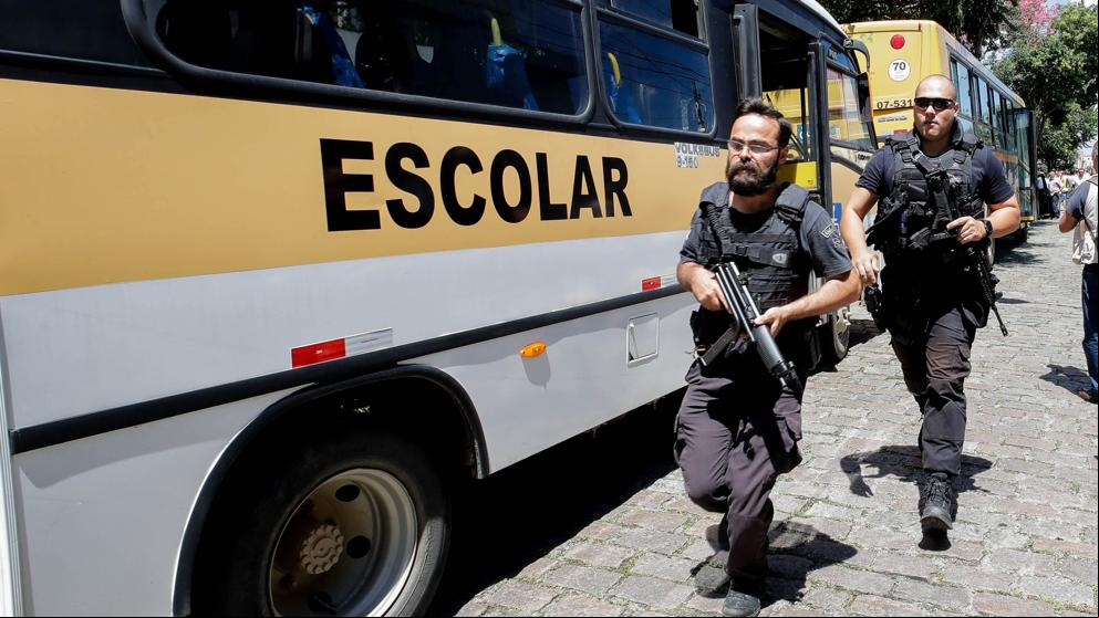 Cinco alumnos y un profesor han muerto tras un tiroteo en Brasil