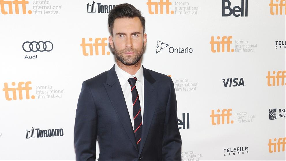 El cameo de Adam Levine en ‘Sensación de Vivir’ que arrasa en Youtube y que muy pocos conocían