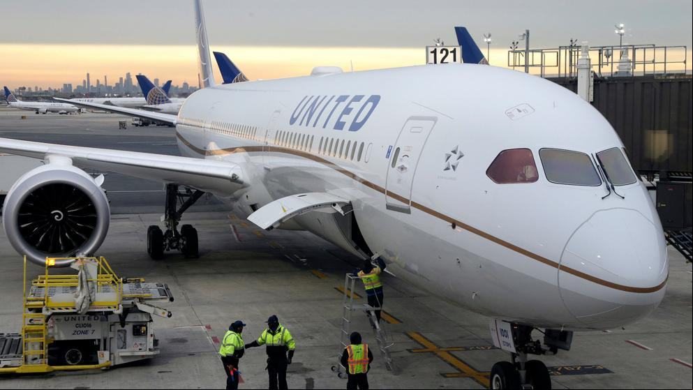 United Airlines, la primera aerolínea de EE. UU. que ofrece una identificación de género no binaria