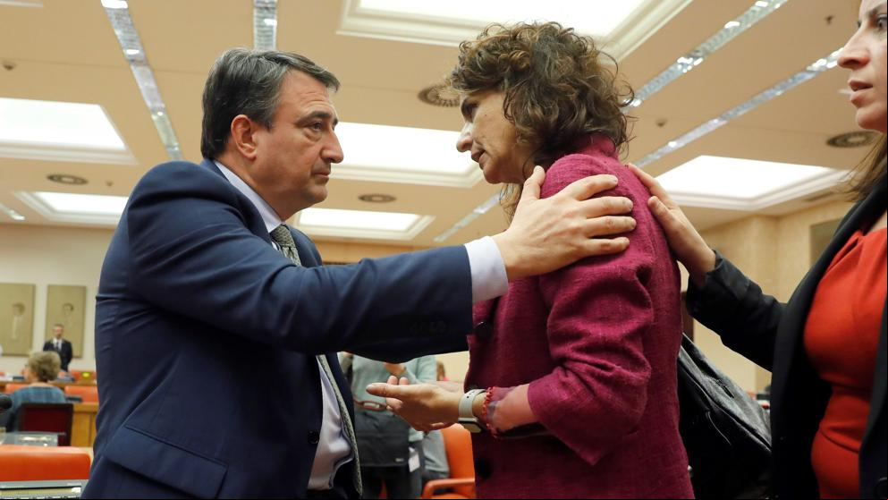 El PNV salva en el último momento el decreto de los alquileres de Sánchez