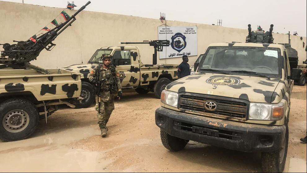 El general Hafter amenaza Trípoli en su asalto final al poder en Libia