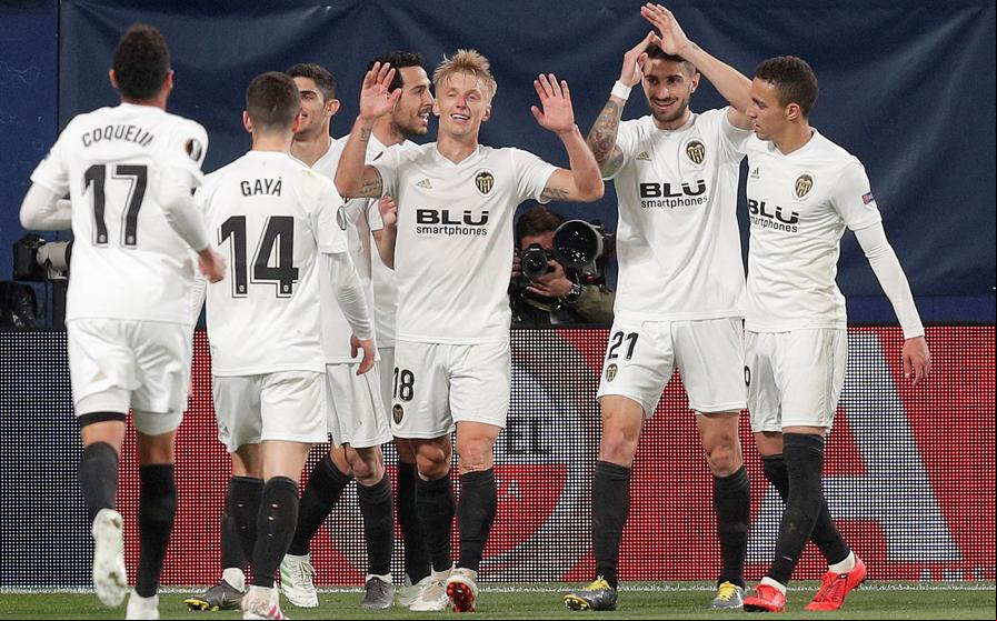 El Valencia destroza al Villarreal en el tiempo añadido