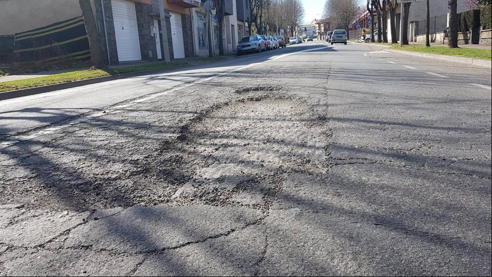 Medidas contra el ruido en la polémica avenida de Olot tras las quejas vecinales