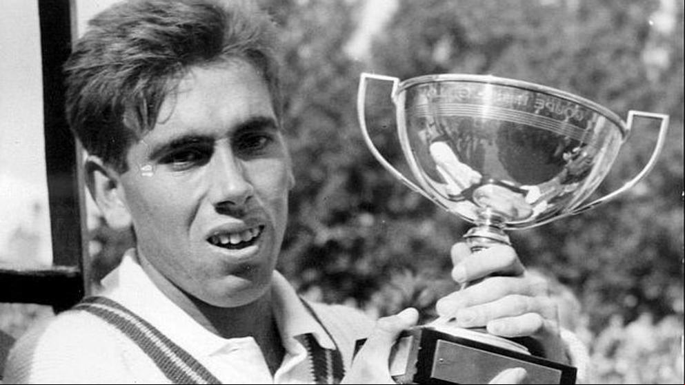 Manolo Santana y la primera corona inesperada del tenis español en un Grand Slam