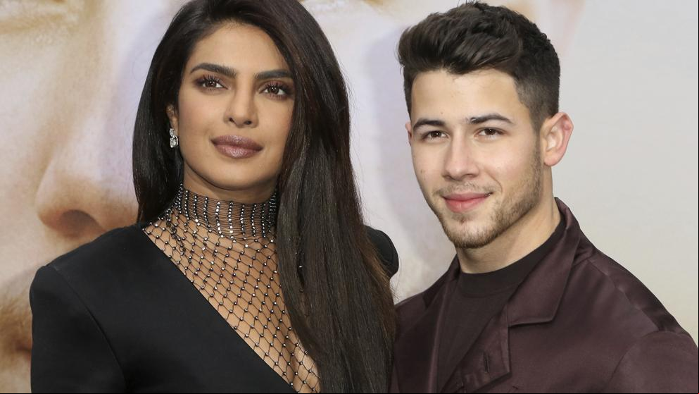 El atrevido detalle en el vestido de Priyanka Chopra que reinventa el escote El atrevido detalle en el vestido de Priyanka Chopra que reinventa el escote