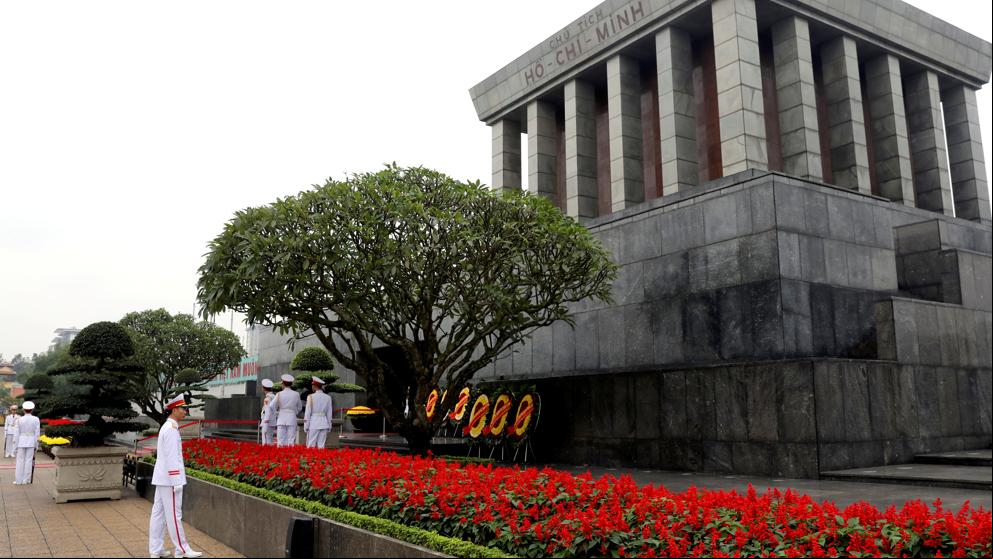 Vietnam recurre a científicos rusos para mantener la momia de Ho Chi Minh