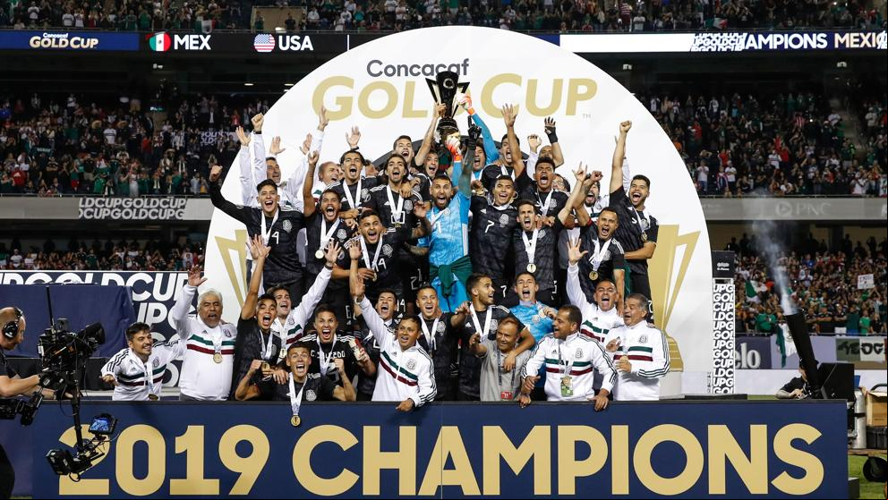 México gana a EE.UU. en Chicago la final de la Concacaf