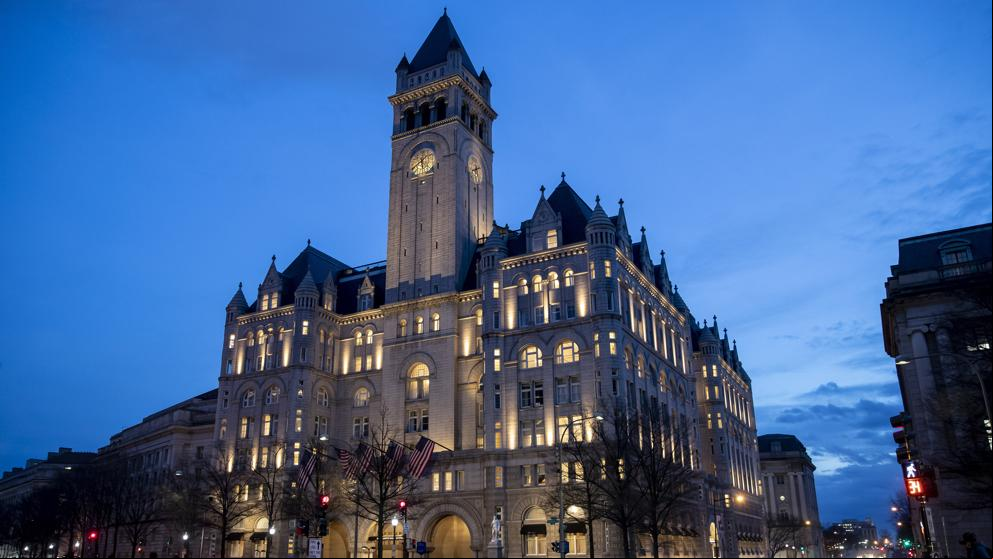 La justicia da la razón a Trump y tumba la denuncia contra su hotel en Washington