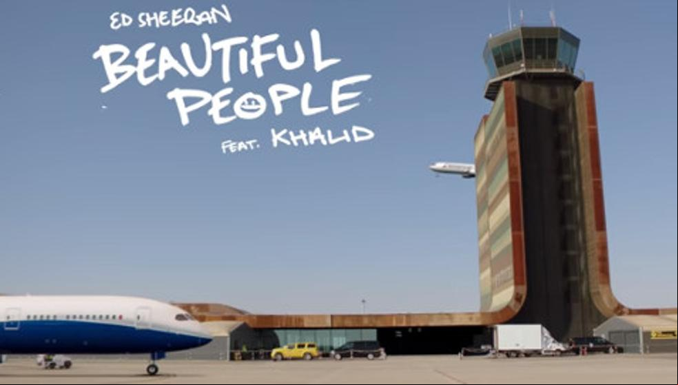 Ed Sheeran, Sebastian Vettel y grandes marcas del motor animan el aeropuerto de Lleida-Alguaire