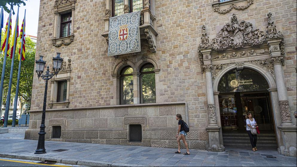 El PDeCAT anuncia una moción para volver a colgar el lazo en la Diputación