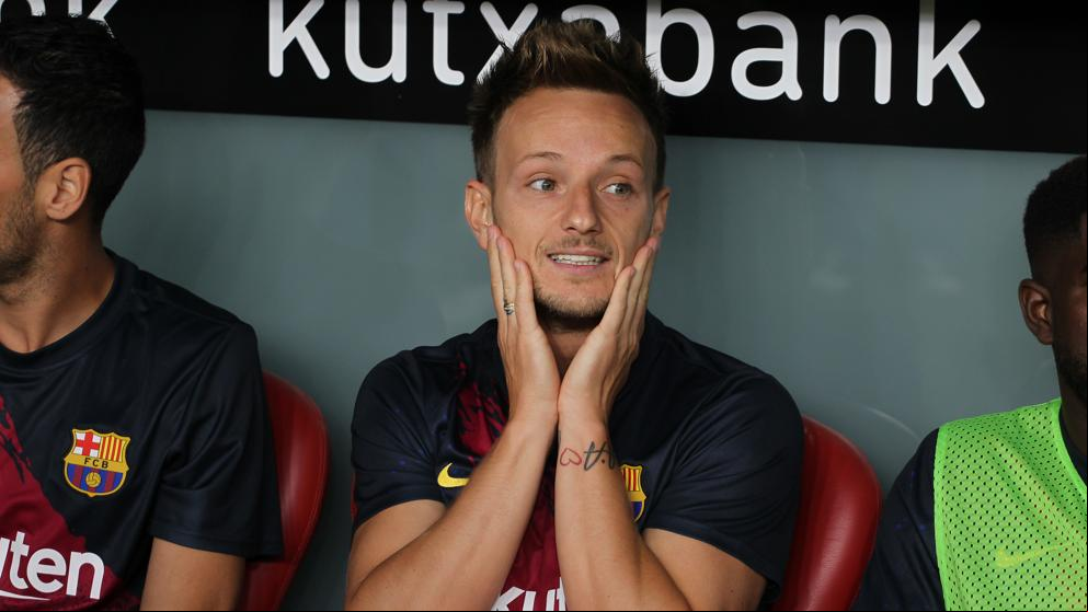 Valverde deja en el banquillo a Rakitic y apuesta por Carles Pérez