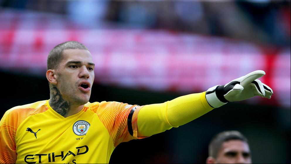 El portero del City lo tiene claro: “Me encantaría marcar”
