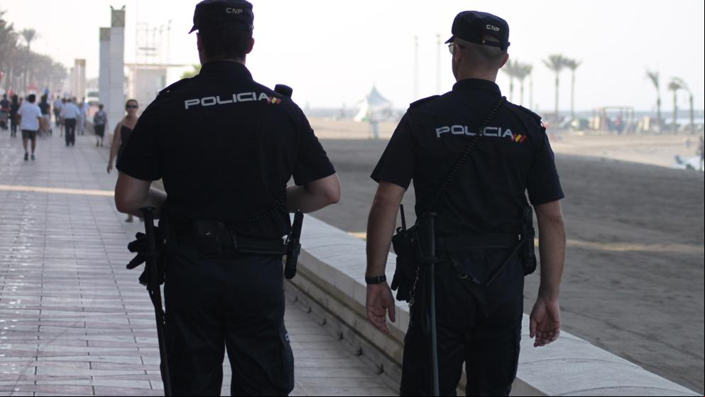 Denuncian un concejal de la CUP por un tuit “amenazando” a la policía