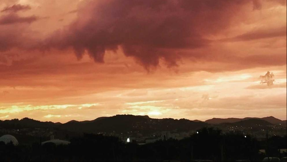 Atardecer en Sant Feliu de Llobregat