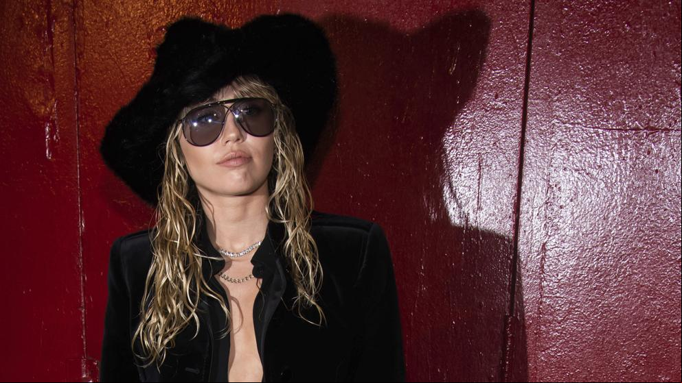 Miley Cyrus abre un bar de marihuana