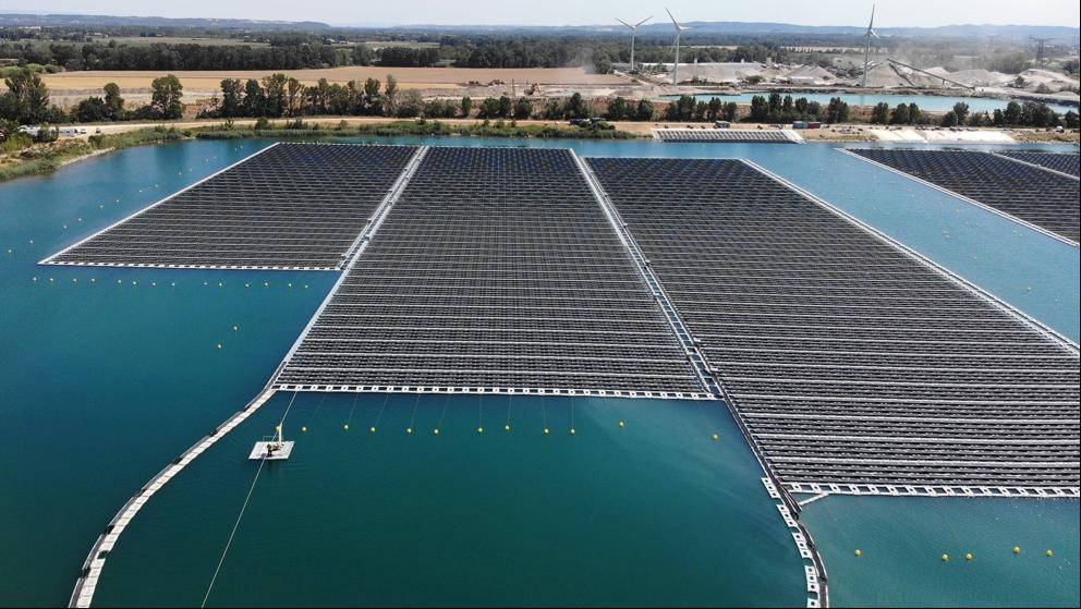 Esta central pone a Europa en el mapa mundial de la energía solar sobre agua