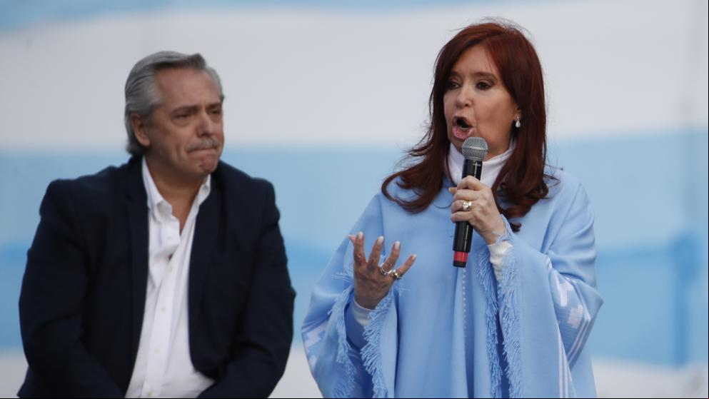 El peronismo ultima la vuelta al poder en Argentina en plena crisis