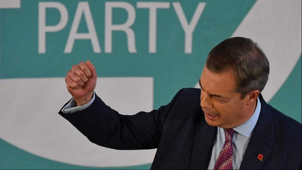 Espaldarazo de Farage a Johnson: no le disputará los 317 escaños que tiene
