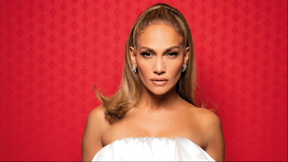 Jennifer López denuncia que un director le pidió que le enseñara el pecho