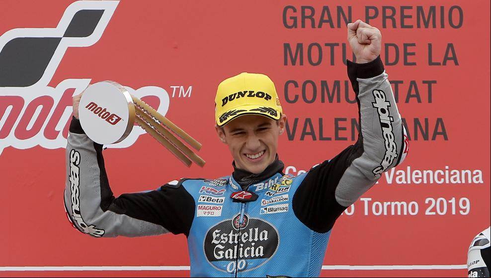 Sergio García vence en Cheste en una accidentada carrera de Moto3