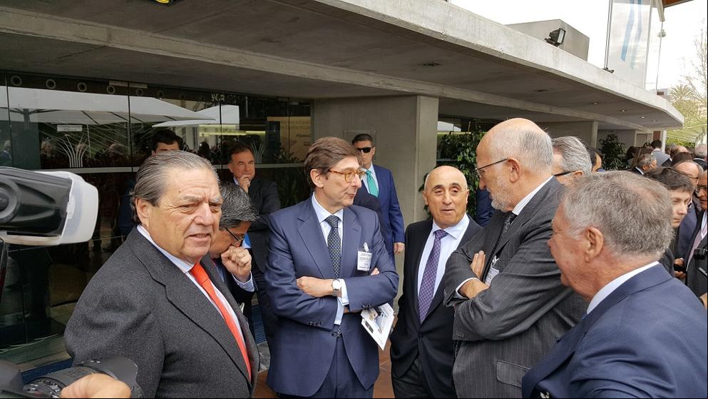 Vicente Boluda: “La sociedad civil ha dado más la talla que nuestra clase política”