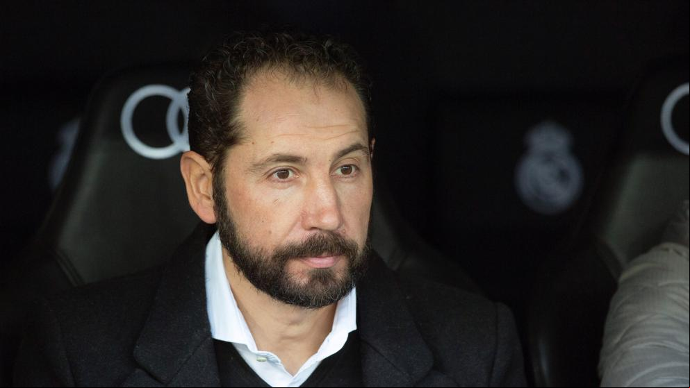 Machín: “Podríamos haber jugado más de media parte con un jugador más”