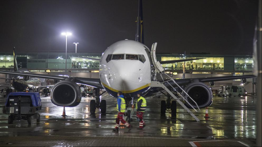 El 90% de la plantilla de Ryanair Girona secunda el acuerdo