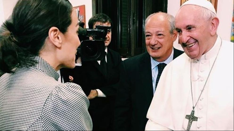 Tamara Falcó cumple su sueño de conocer al papa Francisco