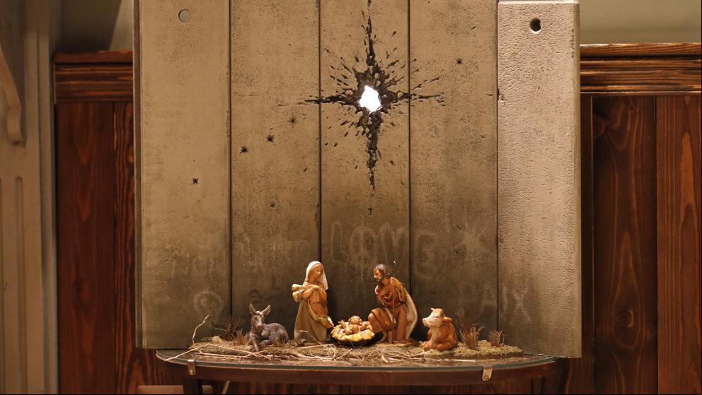 Banksy instala un belén junto al muro de Cisjordania