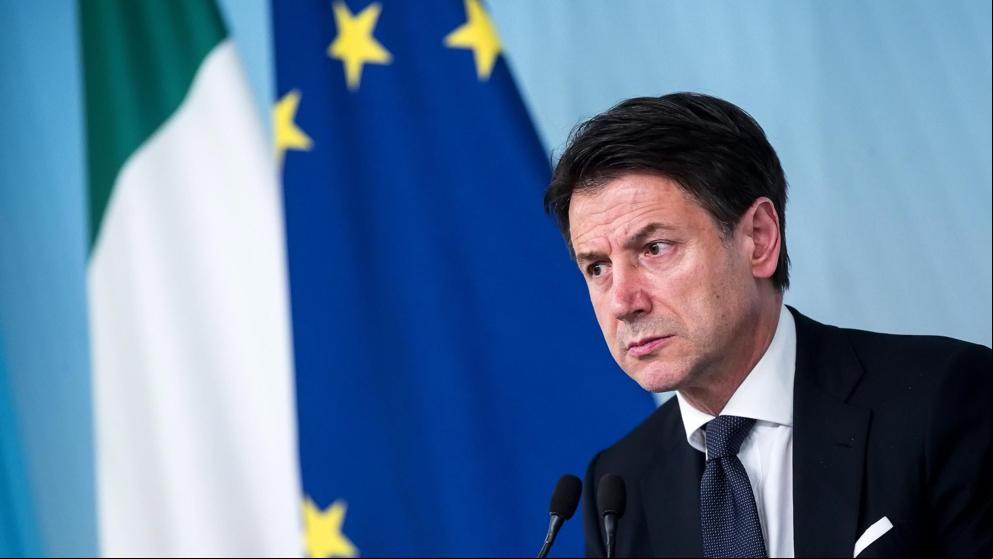 Italia sigue en turbulencias con la dimisión del ministro de Educación