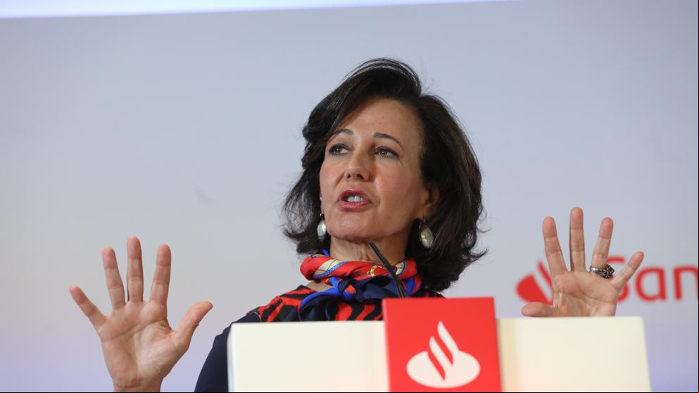 Ana Botín defiende el pago de dividendos por la fortaleza del balance
