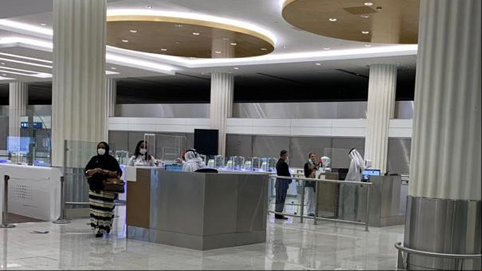 La infanta Elena visita al rey Juan Carlos en Abu Dabi