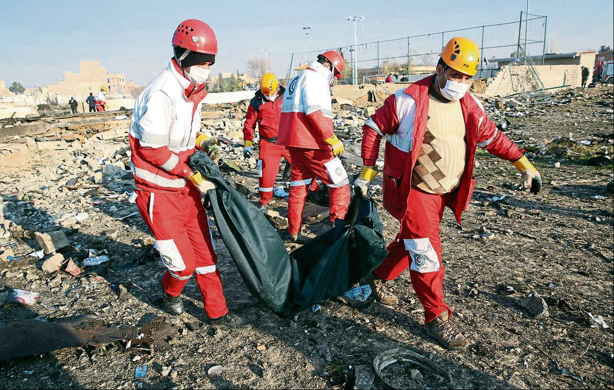 Un trágico misil perdido complica el escenario iraní