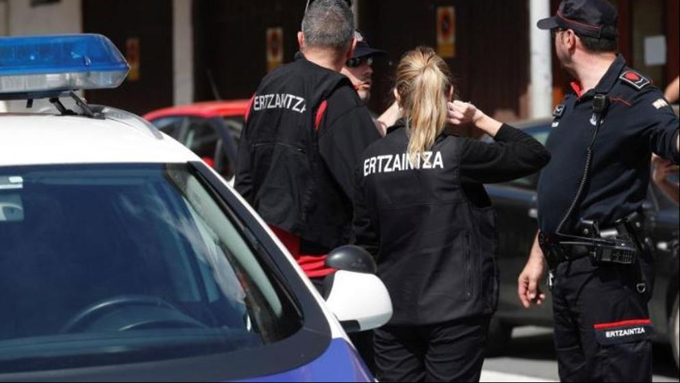 Imputado un hombre por agredir a tres mujeres en un cotillón de Nochevieja en Álava