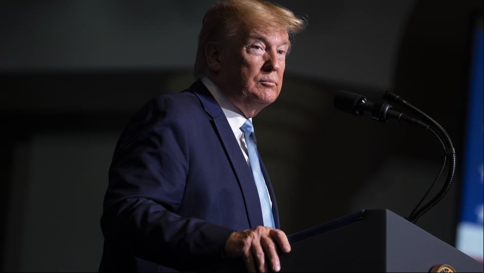 Trump amenaza con atacar 52 objetivos iraníes si Teherán toma represalias