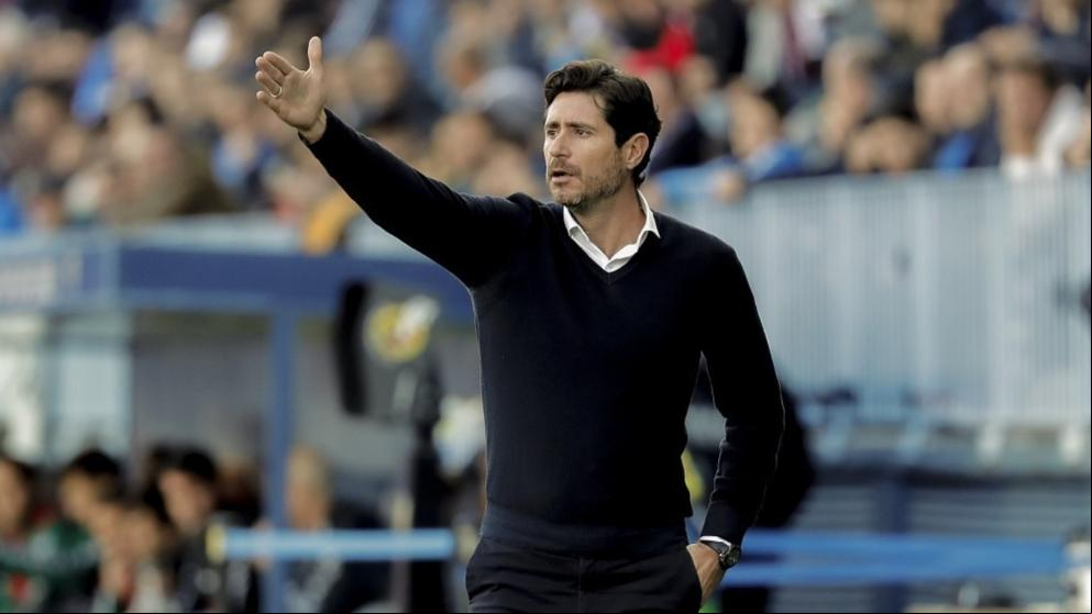 Los jugadores del Málaga muestran su apoyo a Víctor Sánchez del Amo
