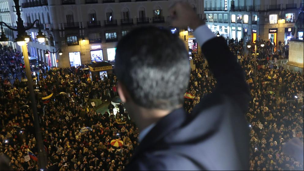 Guaidó llama a la “acción” en un encuentro con la diáspora venezolana en la Puerta del Sol