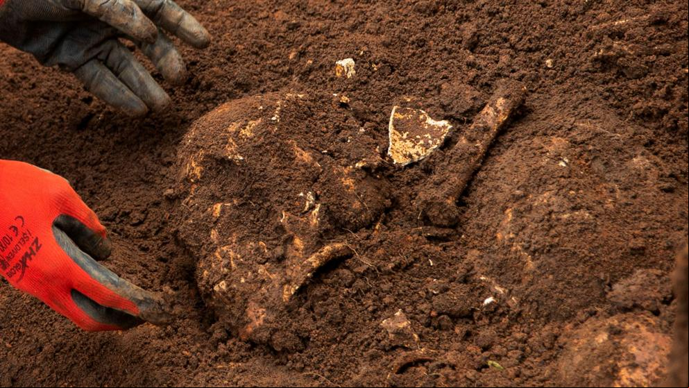 Horror en Burundi: Hallan 6.000 cadáveres en seis fosas comunes